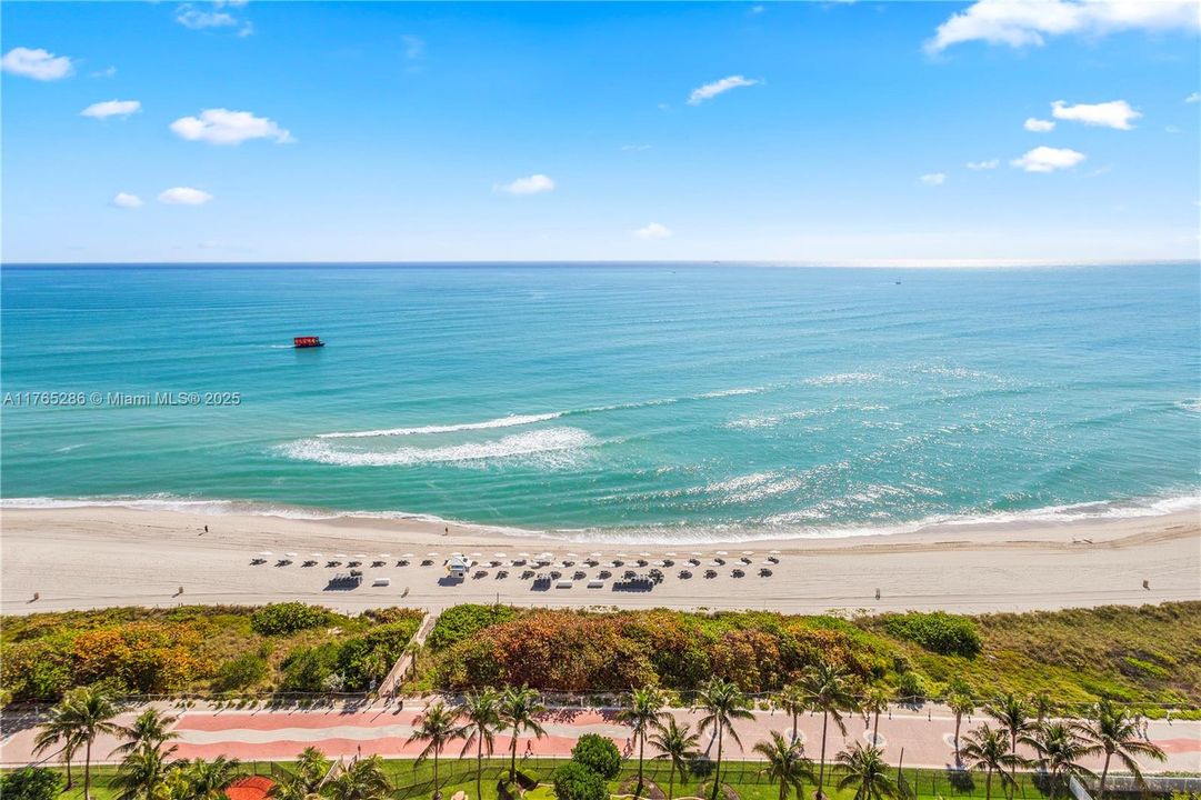 Recently Sold: $2,880,000 (3 beds, 3 baths, 2010 Square Feet)