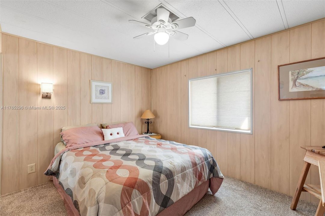 Recently Rented: $4,000 (3 beds, 3 baths, 1579 Square Feet)