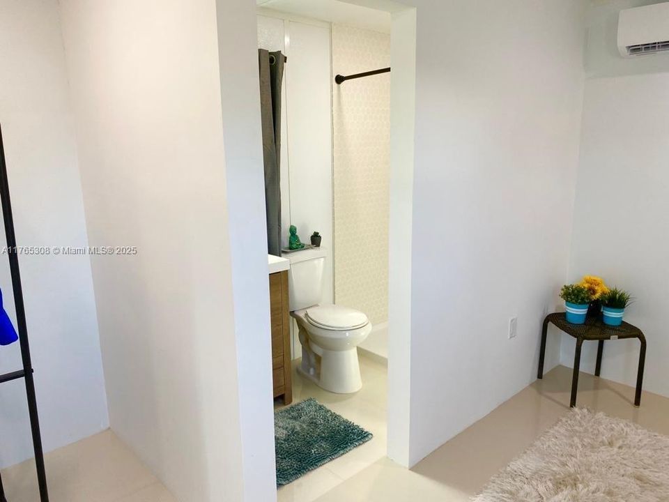 最近租的: $1,200 (1 贝兹, 1 浴室, 1424 平方英尺)