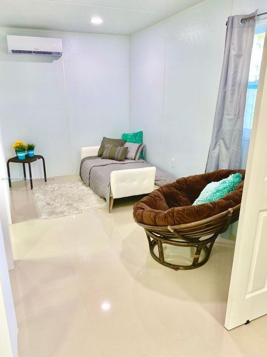 最近租的: $1,200 (1 贝兹, 1 浴室, 1424 平方英尺)