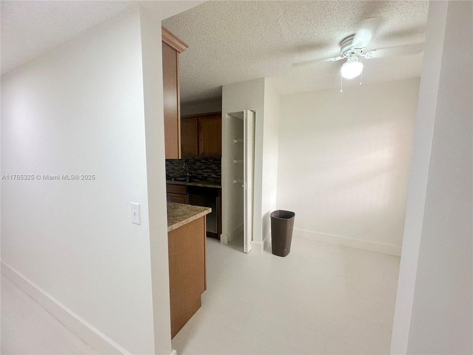 Recientemente alquilado: $2,200 (2 camas, 2 baños, 1200 Pies cuadrados)