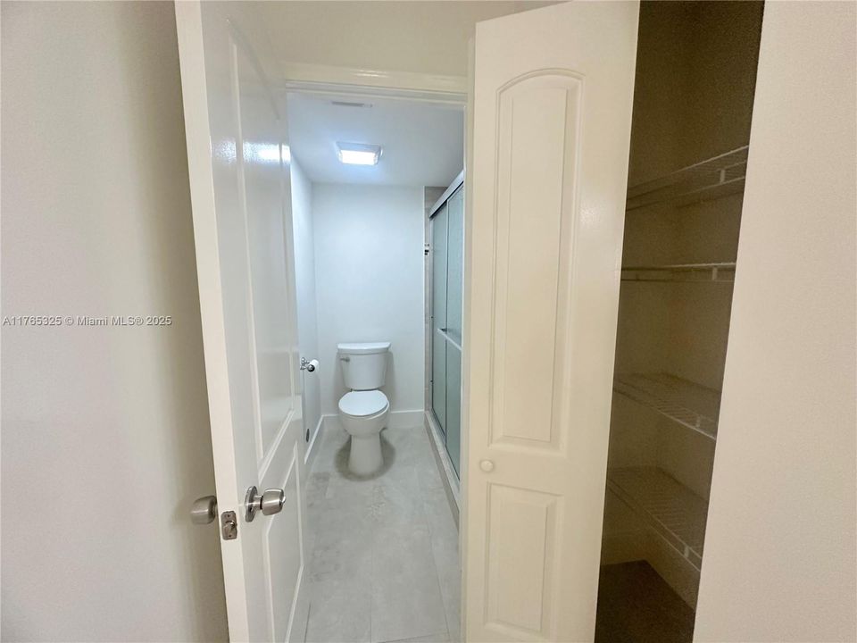 Recientemente alquilado: $2,200 (2 camas, 2 baños, 1200 Pies cuadrados)