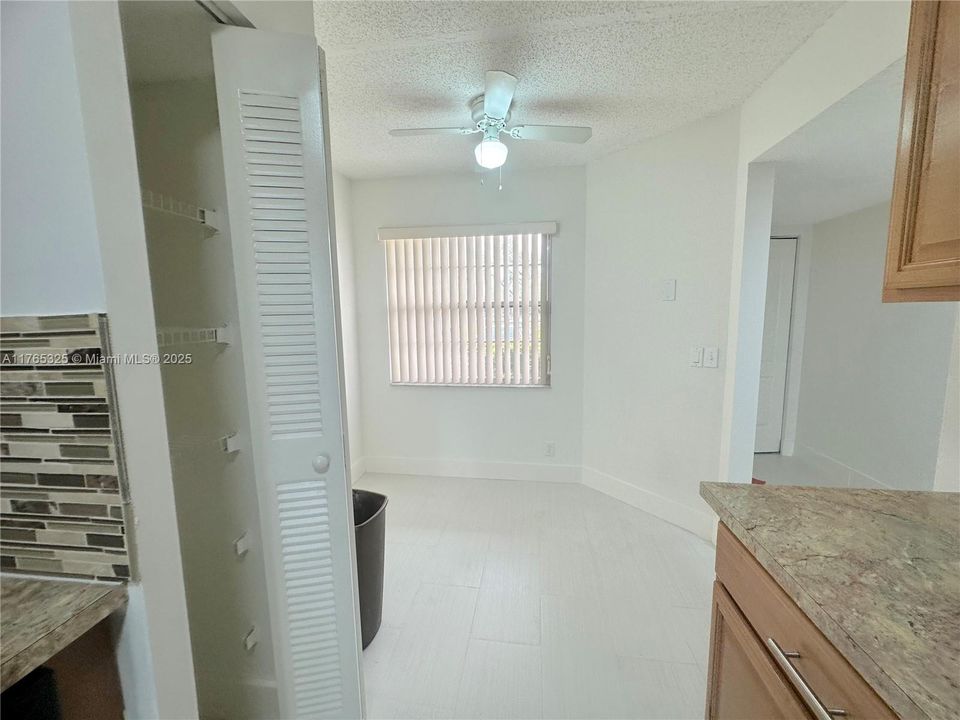 Recientemente alquilado: $2,200 (2 camas, 2 baños, 1200 Pies cuadrados)