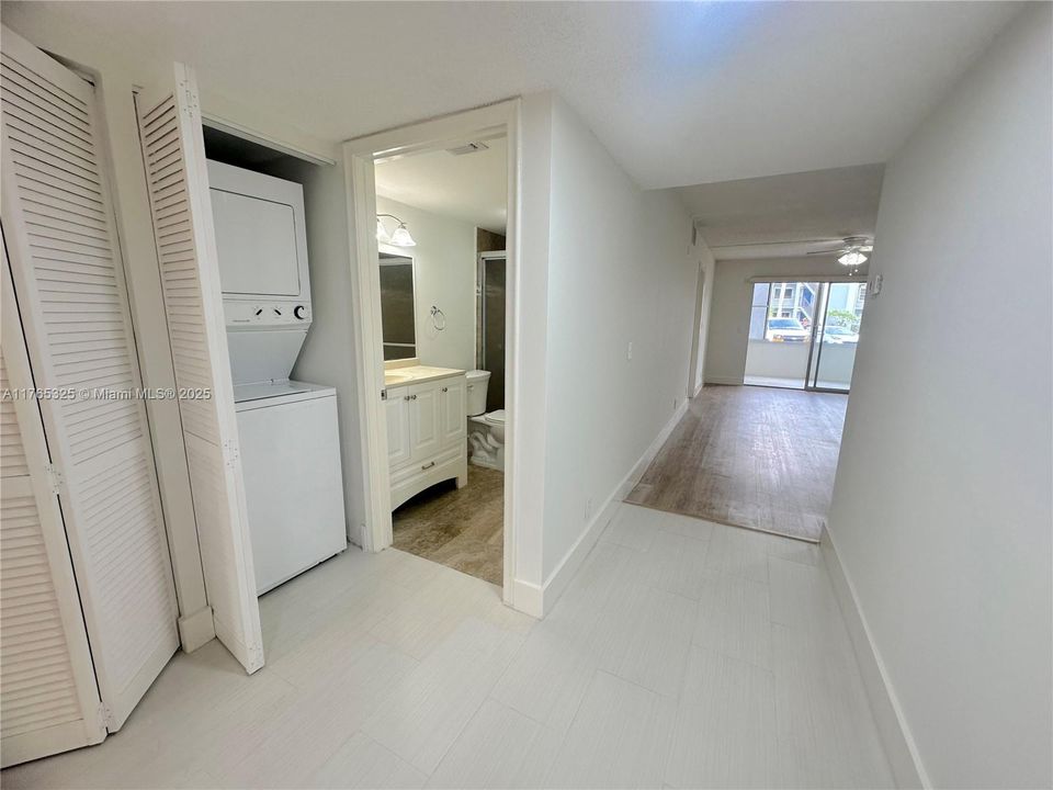 Recientemente alquilado: $2,200 (2 camas, 2 baños, 1200 Pies cuadrados)