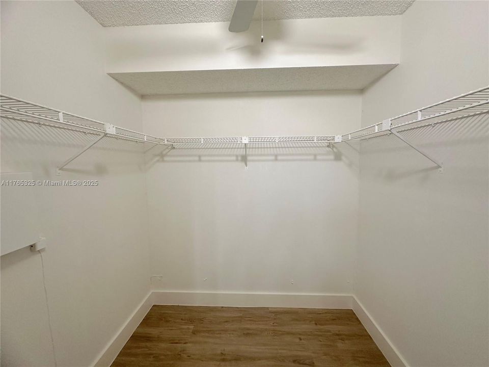 Recientemente alquilado: $2,200 (2 camas, 2 baños, 1200 Pies cuadrados)