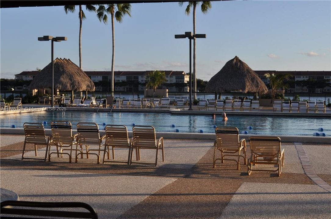 Recientemente alquilado: $2,200 (2 camas, 2 baños, 1200 Pies cuadrados)