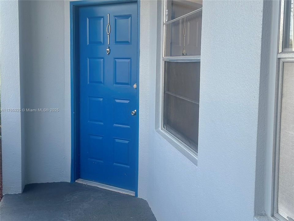 Recientemente alquilado: $2,200 (2 camas, 2 baños, 1200 Pies cuadrados)