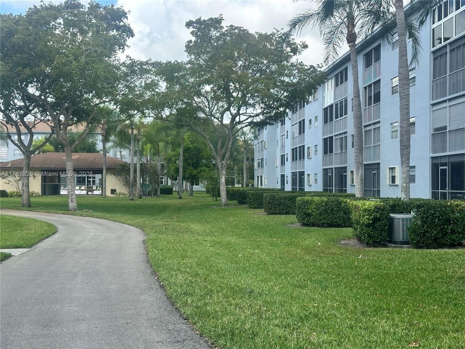 Recientemente alquilado: $2,200 (2 camas, 2 baños, 1200 Pies cuadrados)