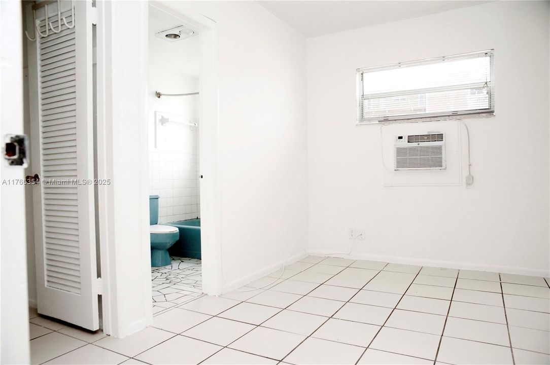 最近租的: $1,675 (1 贝兹, 1 浴室, 800 平方英尺)