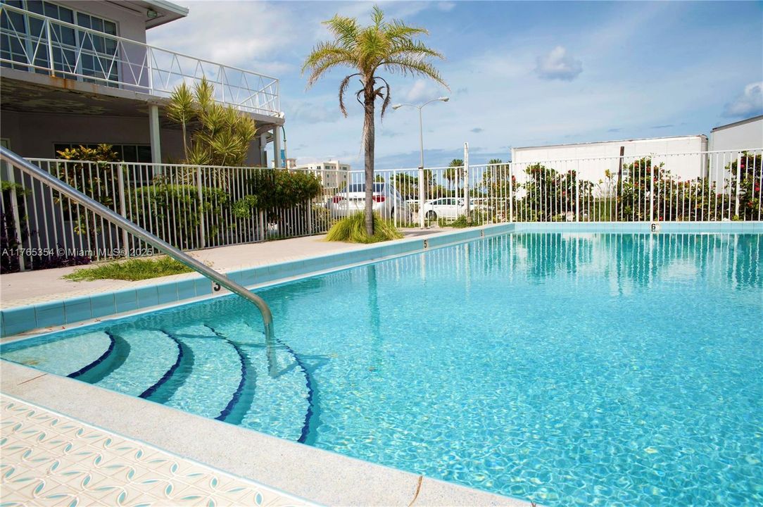 最近租的: $1,675 (1 贝兹, 1 浴室, 800 平方英尺)