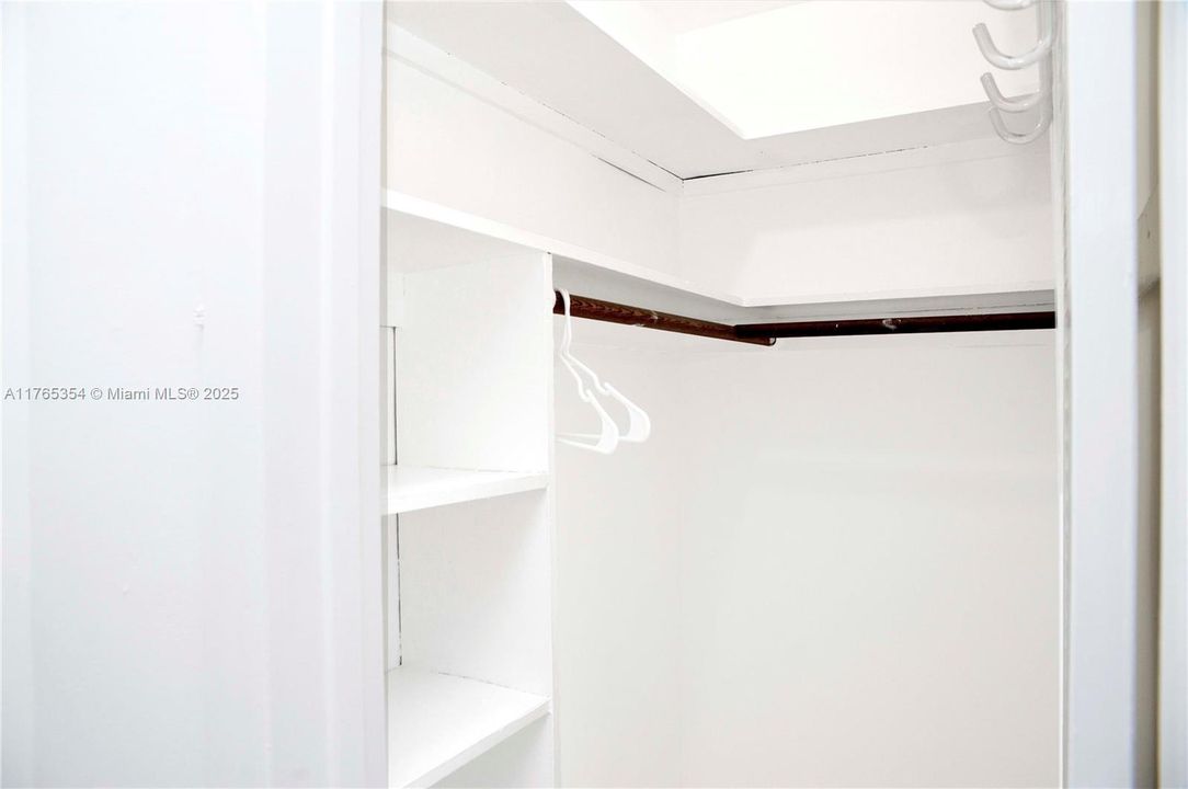 最近租的: $1,675 (1 贝兹, 1 浴室, 800 平方英尺)