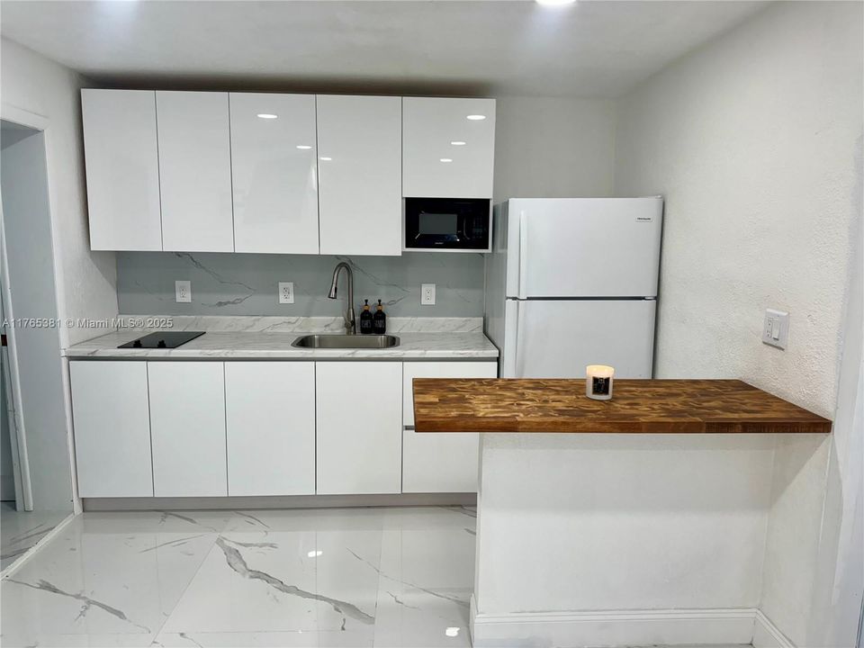 Recently Sold: $478,900 (3 beds, 2 baths, 1512 Square Feet)