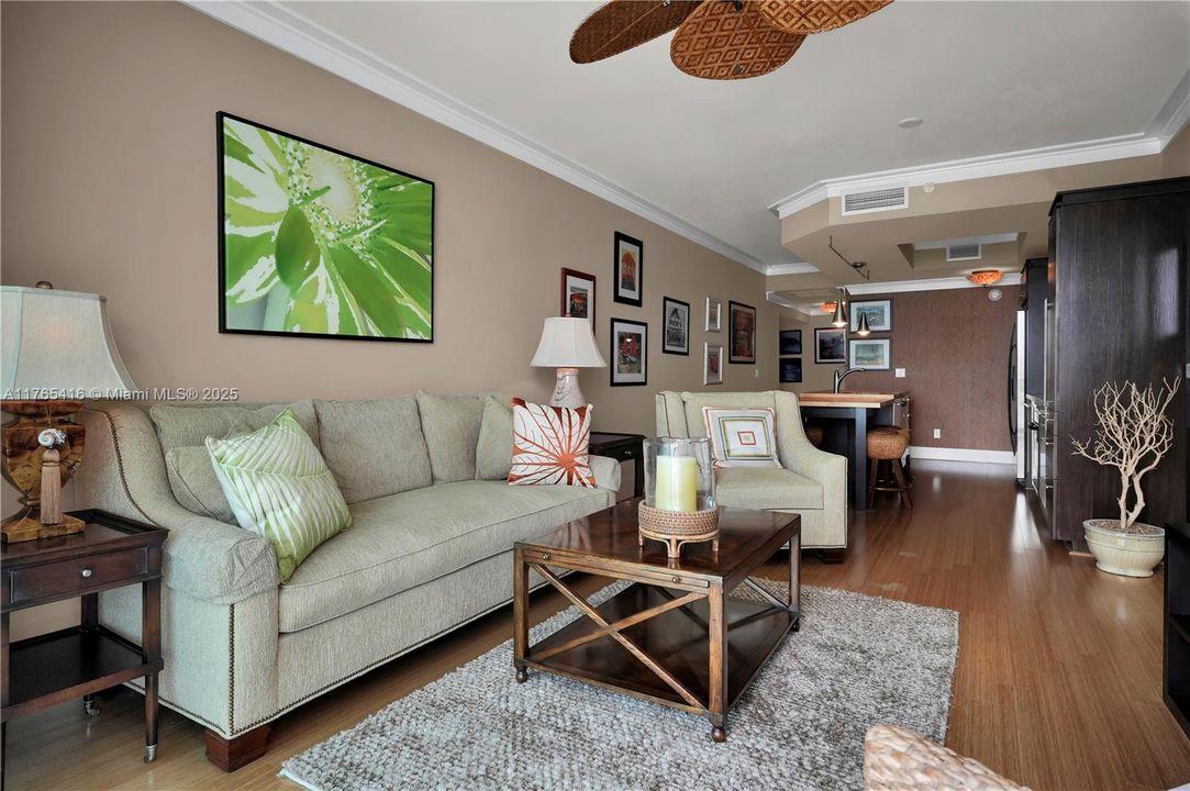 Recently Sold: $799,000 (2 beds, 2 baths, 1208 Square Feet)