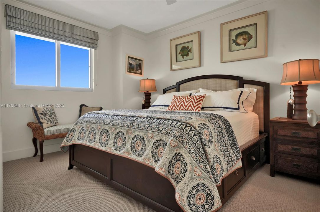 Recently Sold: $799,000 (2 beds, 2 baths, 1208 Square Feet)