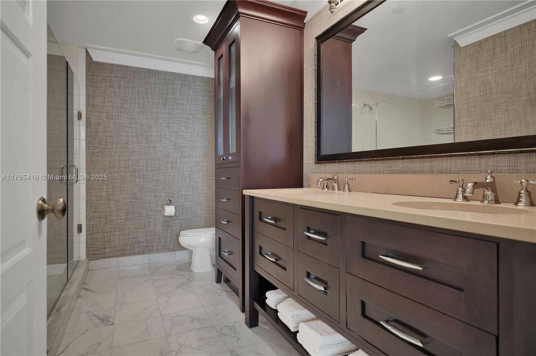 Recently Sold: $799,000 (2 beds, 2 baths, 1208 Square Feet)