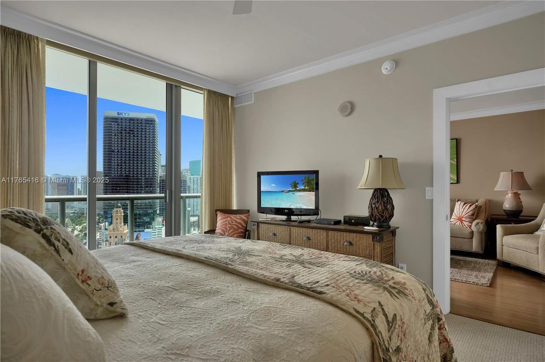 Recently Sold: $799,000 (2 beds, 2 baths, 1208 Square Feet)