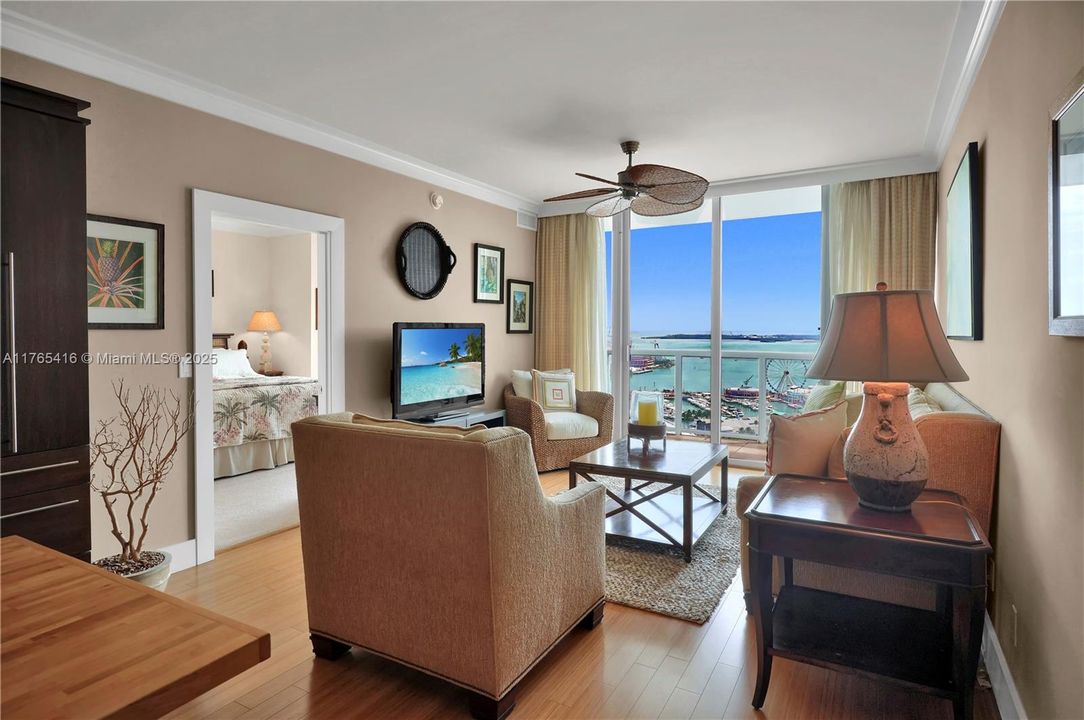 Recently Sold: $799,000 (2 beds, 2 baths, 1208 Square Feet)