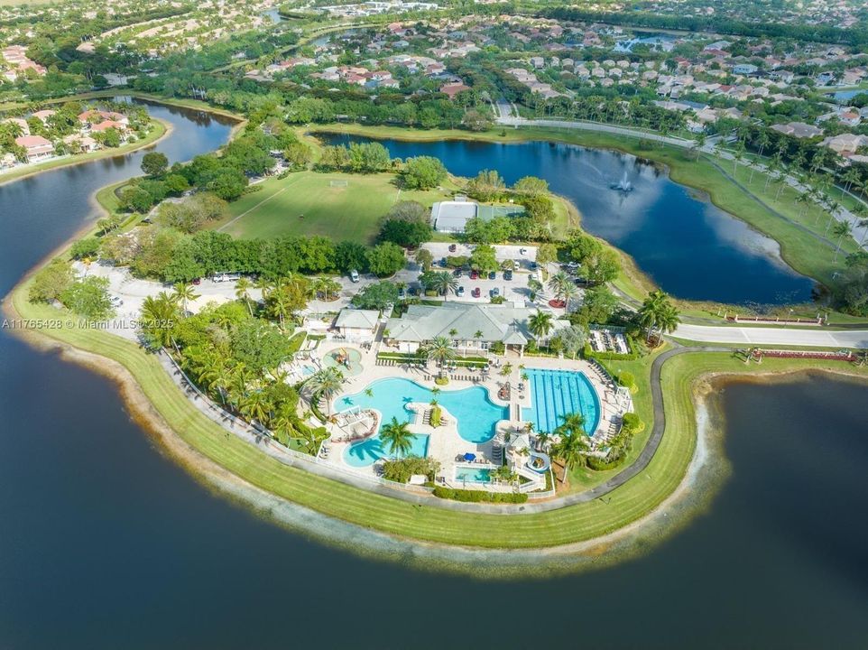 Недавно продано: $665,000 (3 спален, 2 ванн, 1662 Квадратных фут)