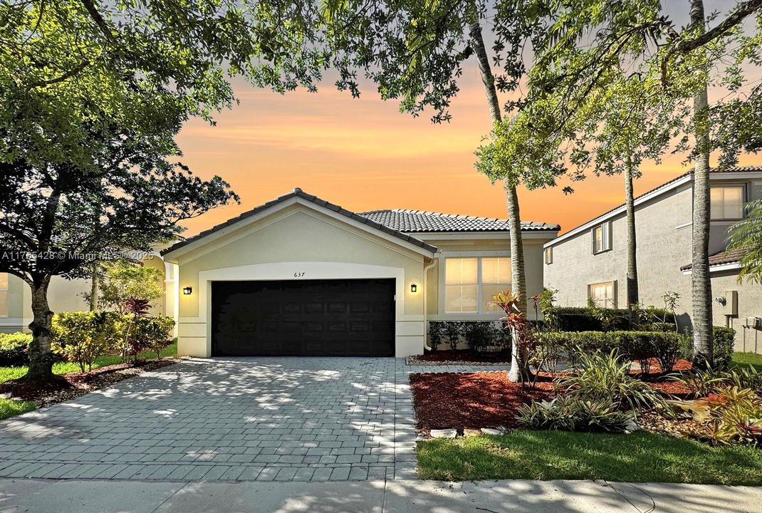 Недавно продано: $665,000 (3 спален, 2 ванн, 1662 Квадратных фут)