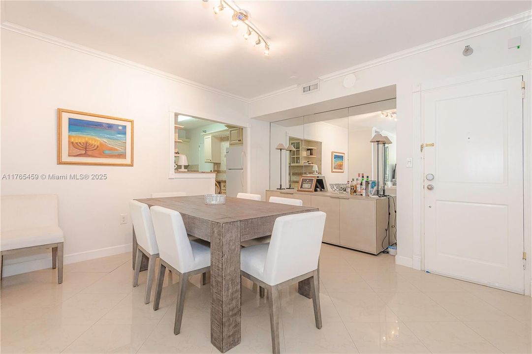 En Venta: $475,000 (1 camas, 1 baños, 982 Pies cuadrados)