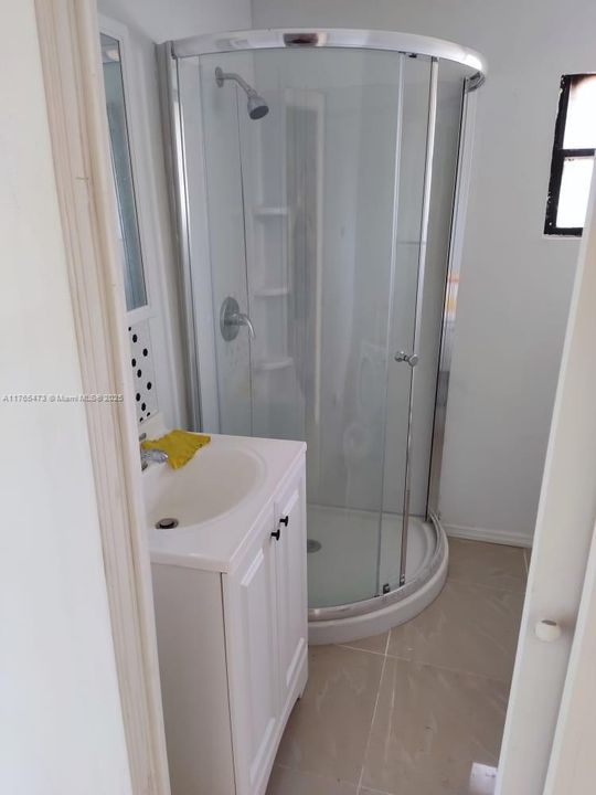 En Venta: $365,000 (2 camas, 1 baños, 874 Pies cuadrados)