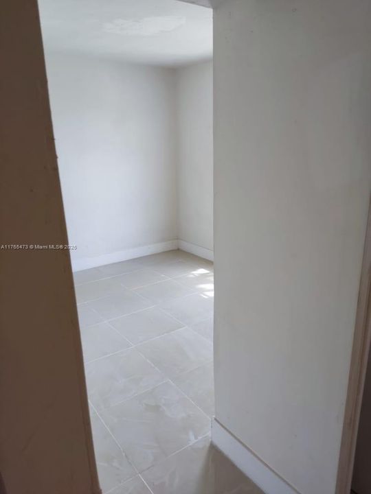 En Venta: $365,000 (2 camas, 1 baños, 874 Pies cuadrados)