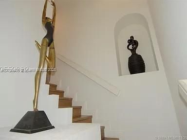 На продажу: $1,599,000 (4 спален, 2 ванн, 2859 Квадратных фут)