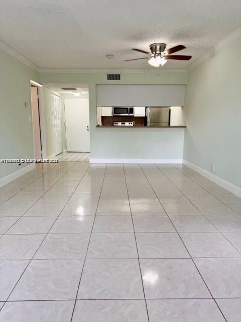 Recently Sold: $250,000 (1 beds, 1 baths, 710 Square Feet)