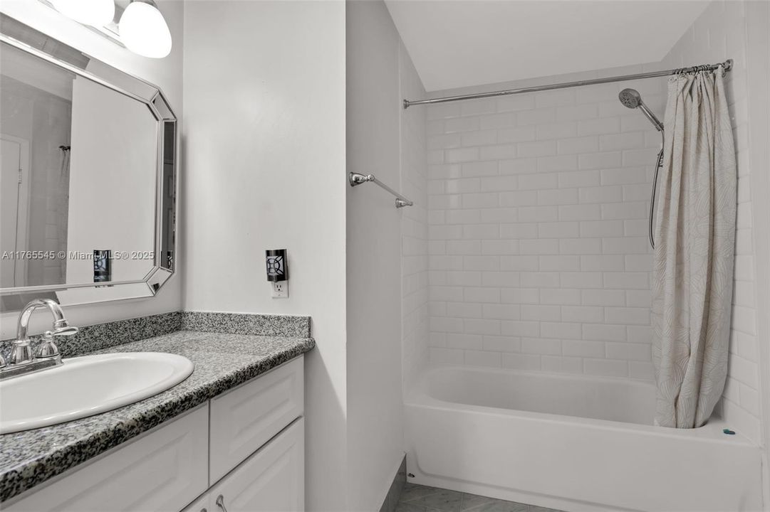 En Venta: $365,000 (2 camas, 1 baños, 1150 Pies cuadrados)