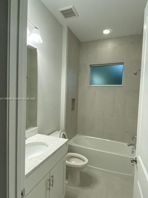 Недавно арендовано: $4,500 (4 спален, 4 ванн, 3151 Квадратных фут)