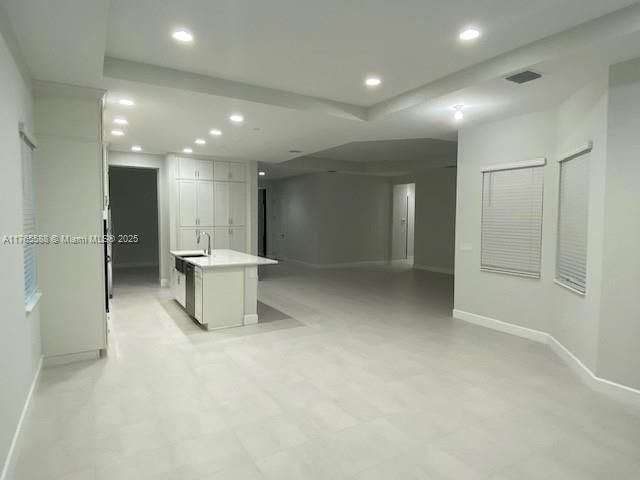 Недавно арендовано: $4,500 (4 спален, 4 ванн, 3151 Квадратных фут)