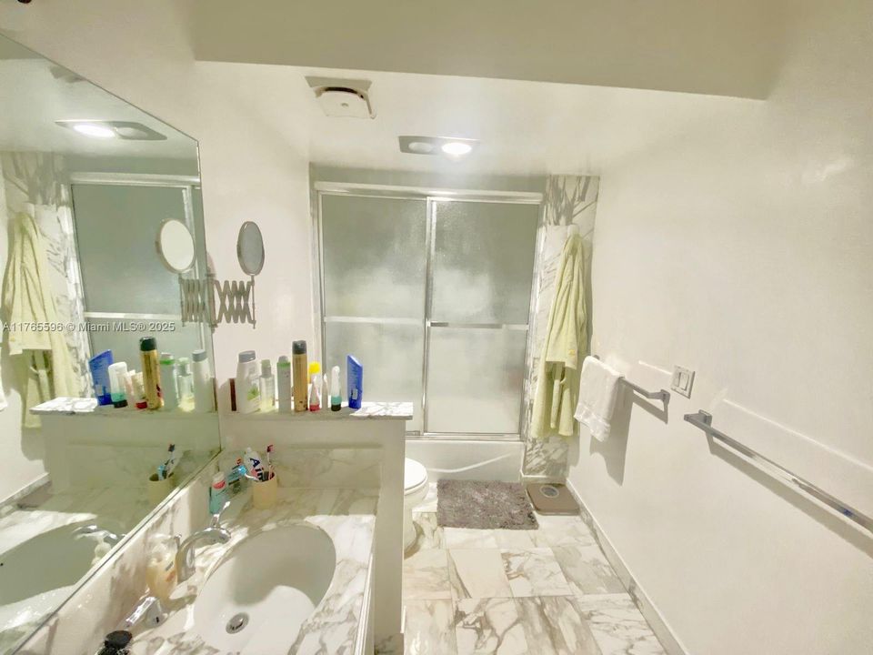 待售: $1,299,999 (2 贝兹, 2 浴室, 1388 平方英尺)