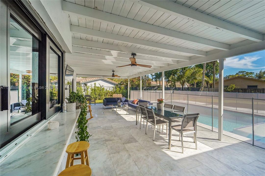 Recently Sold: $749,900 (4 beds, 2 baths, 2092 Square Feet)