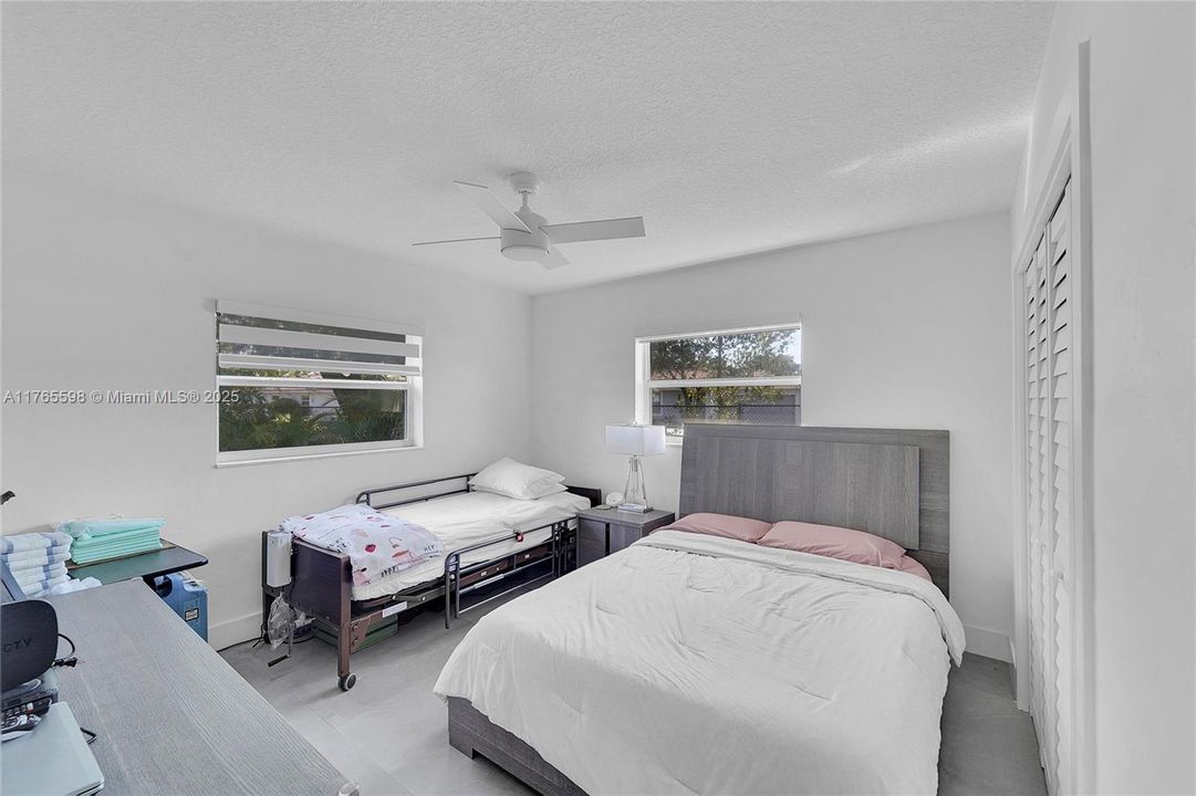 Recently Sold: $749,900 (4 beds, 2 baths, 2092 Square Feet)