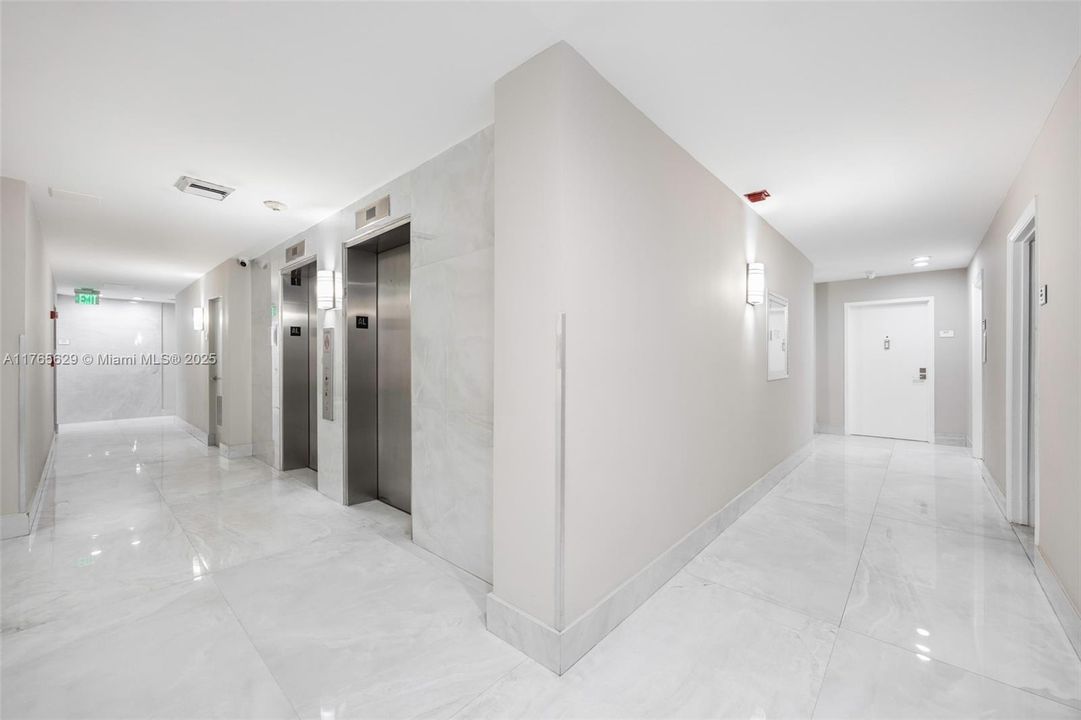 最近租的: $2,650 (1 贝兹, 1 浴室, 1000 平方英尺)