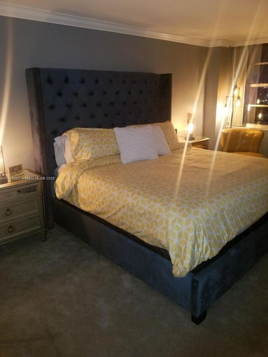 En Venta: $345,500 (2 camas, 2 baños, 1565 Pies cuadrados)