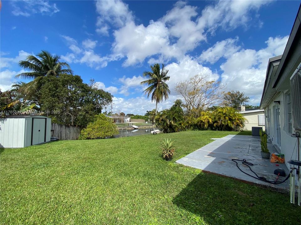 Recently Rented: $2,950 (3 beds, 1 baths, 1347 Square Feet)