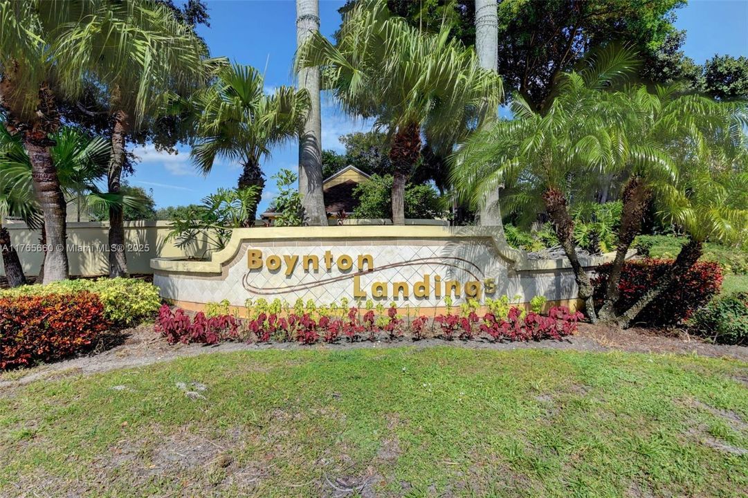 Недавно продано: $187,000 (2 спален, 2 ванн, 1172 Квадратных фут)