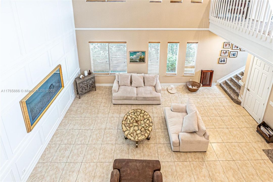 Recently Sold: $925,000 (4 beds, 3 baths, 3393 Square Feet)