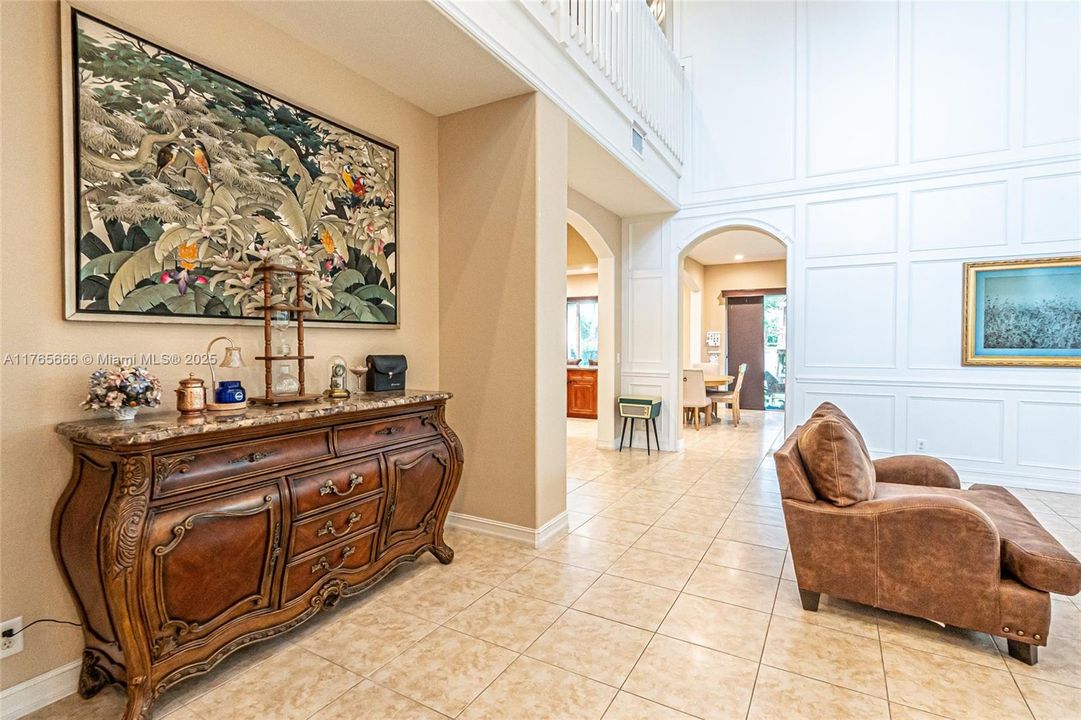 Recently Sold: $925,000 (4 beds, 3 baths, 3393 Square Feet)