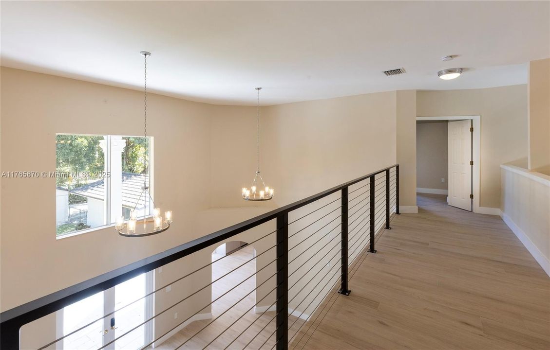 Recently Sold: $1,650,000 (5 beds, 4 baths, 4168 Square Feet)