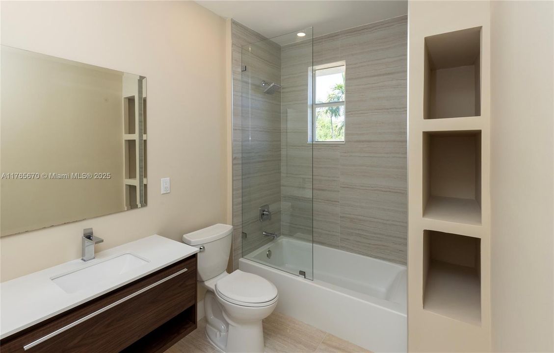 2nd Floor Jack and Jill