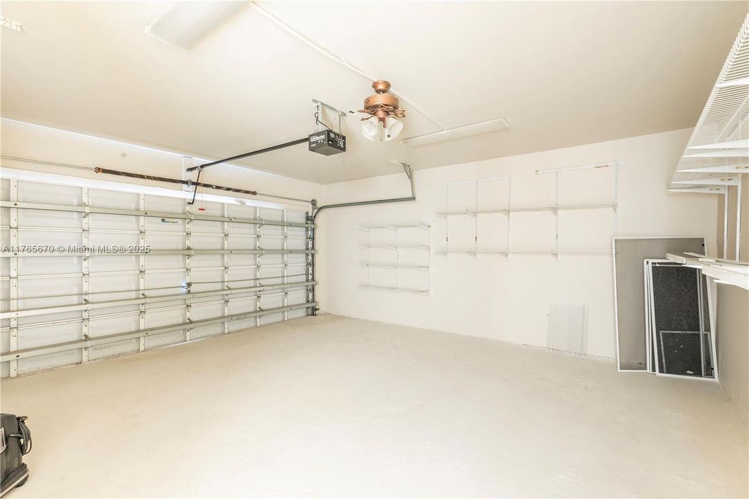 Recently Sold: $1,650,000 (5 beds, 4 baths, 4168 Square Feet)