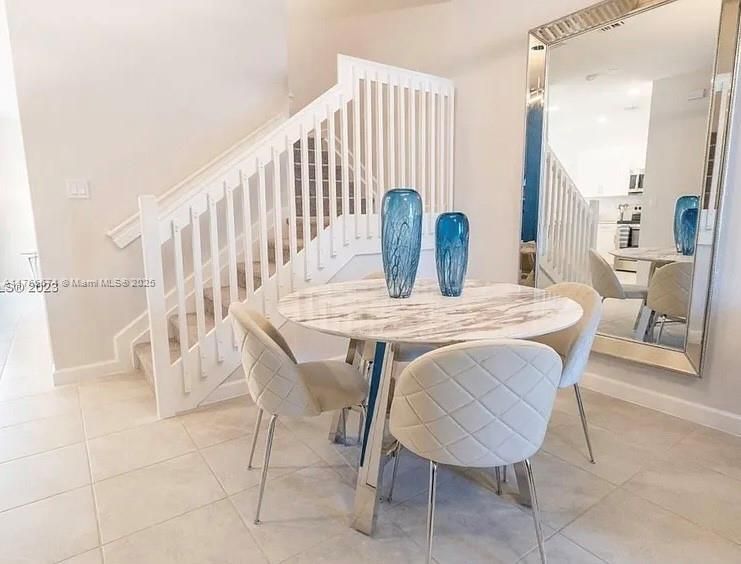 For Sale: $519,000 (3 beds, 2 baths, 1695 Square Feet)