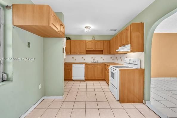 Partial Open Kitchen