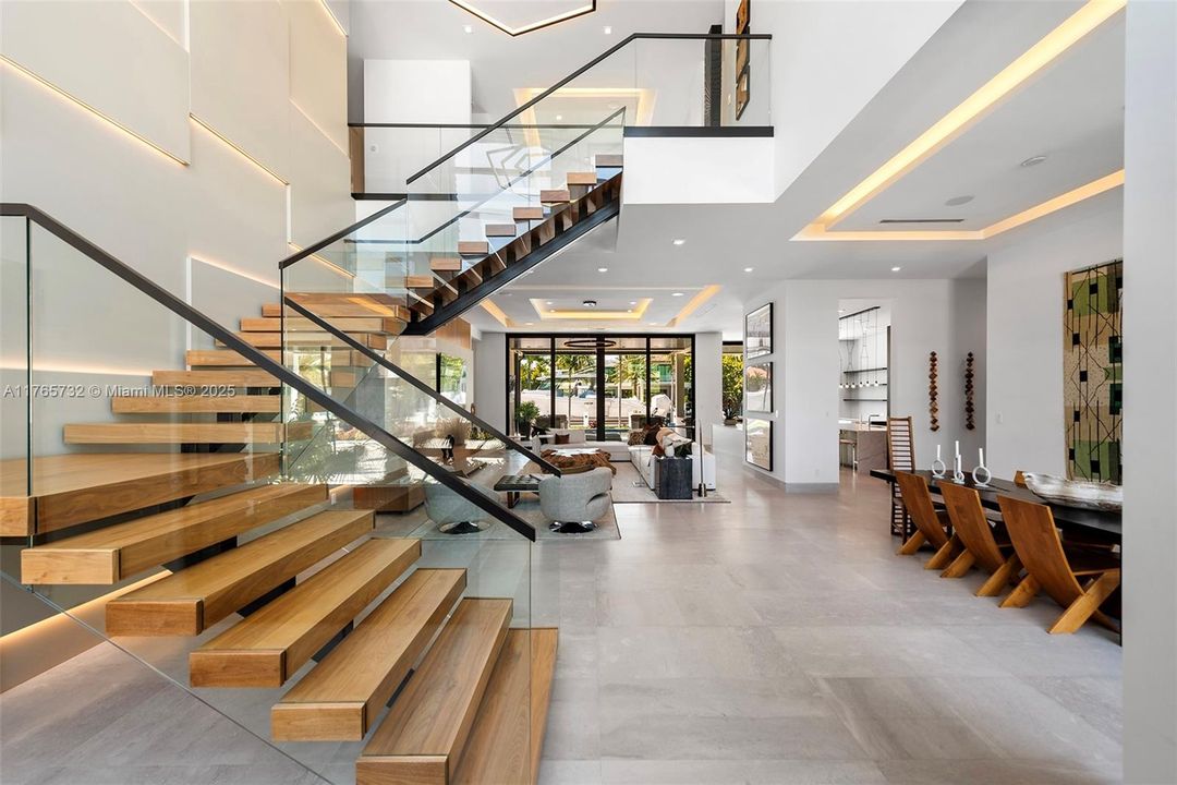 待售: $19,900,000 (6 贝兹, 6 浴室, 7341 平方英尺)