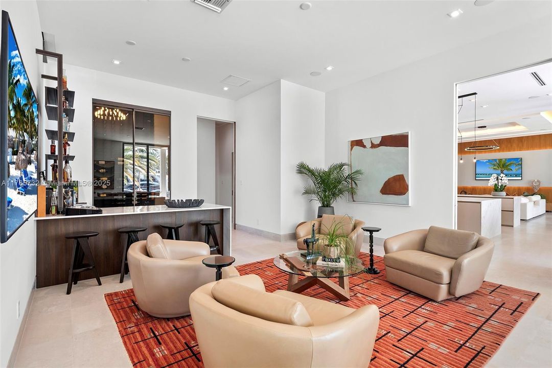 待售: $19,900,000 (6 贝兹, 6 浴室, 7341 平方英尺)