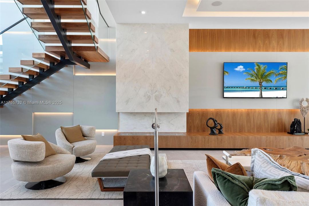 待售: $19,900,000 (6 贝兹, 6 浴室, 7341 平方英尺)