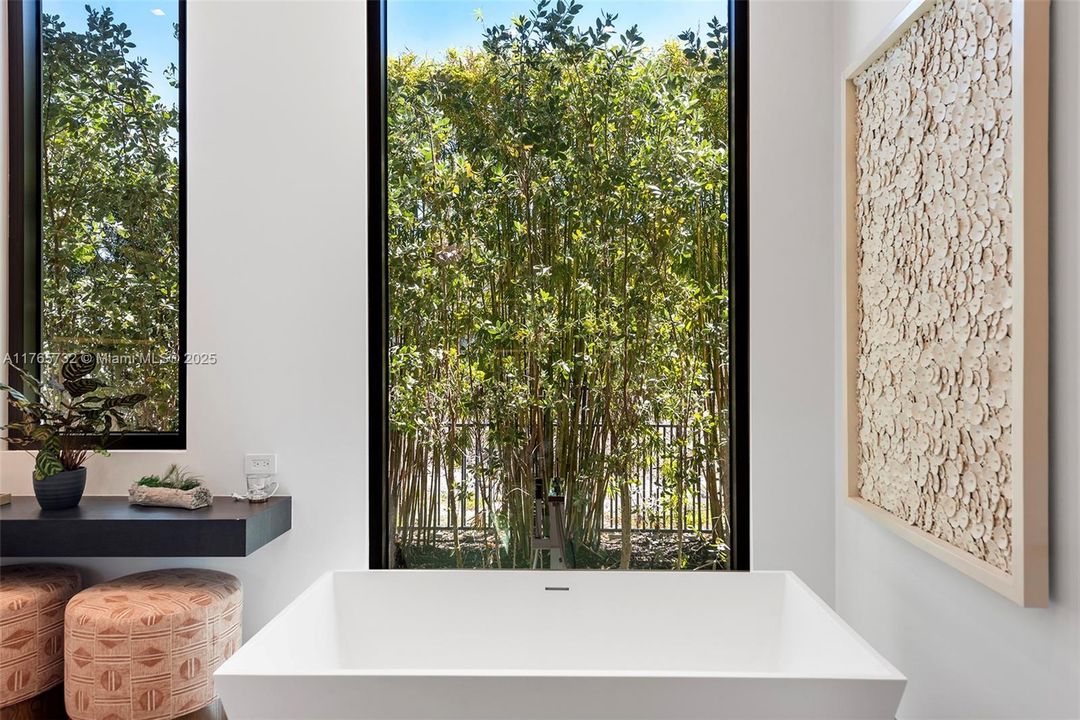 待售: $19,900,000 (6 贝兹, 6 浴室, 7341 平方英尺)