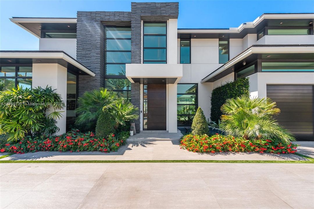 待售: $19,900,000 (6 贝兹, 6 浴室, 7341 平方英尺)